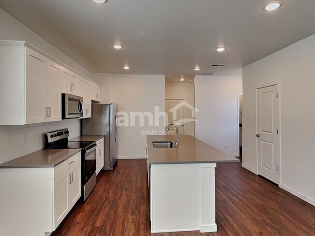 Photo - 23584 E 2nd Pl