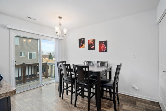 Photo - 1813 Spinnaker St