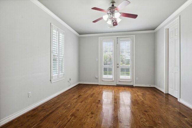 Photo - 2943 Brompton Square Dr