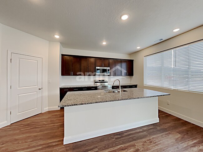 Photo - 2440 E Surry Way