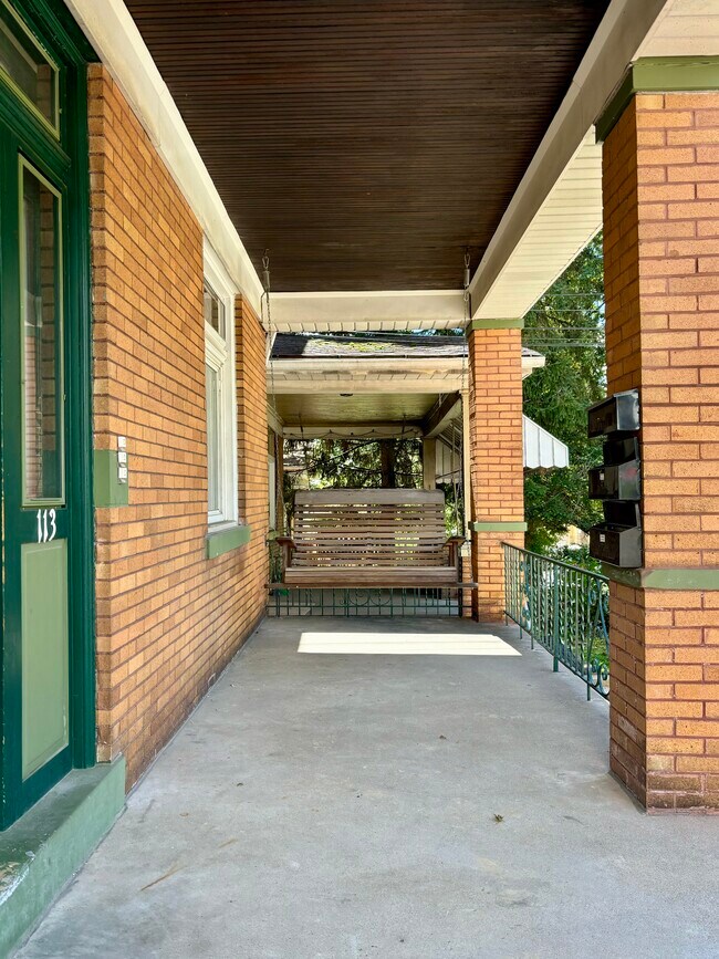 Photo - 113 Merrimac St