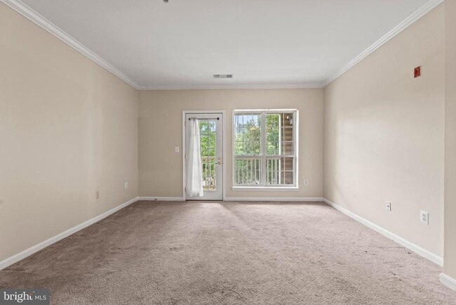 Building Photo - 4551 Strutfield Ln Unit 4125