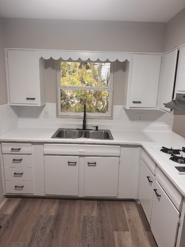 Photo - 12-14 Grove Ct Unit 32 Grove Court