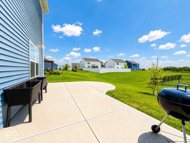 Photo - 5872 Wintersweet Ln