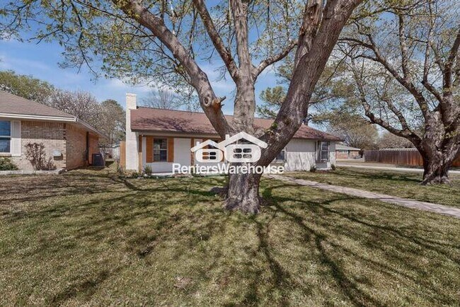 Photo - Charming Renovated Home in Watauga Ready For Move-in!!!