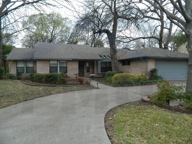 Photo - AVAILABLE NOW!!! Custom 3-Bed 2-Bath w/ 2 Dining Areas & View of Creek