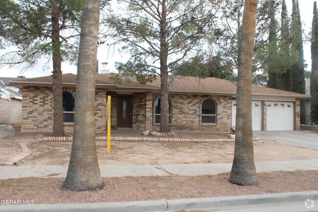 Building Photo - 11550 James Grant Dr Rental