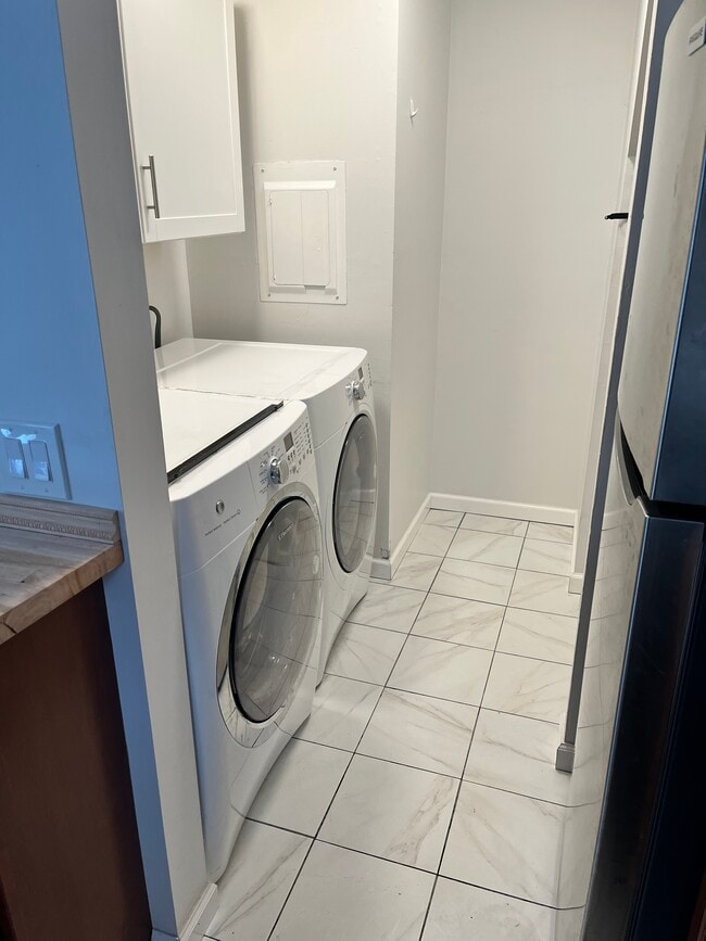 Photo - 301 Hudson Ave Unidad 1