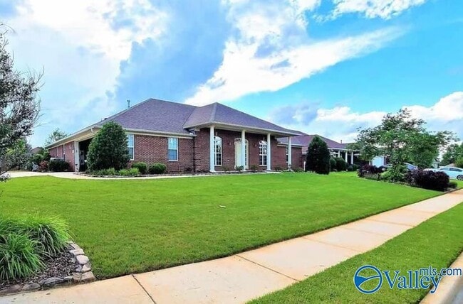 Building Photo - 110 Beerli Dr