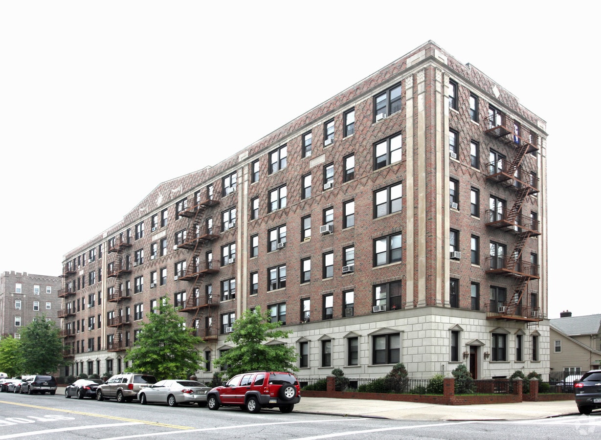 Ambassador - Ambassador Apartments