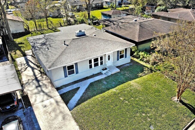 Photo - 3834 Rosedale St