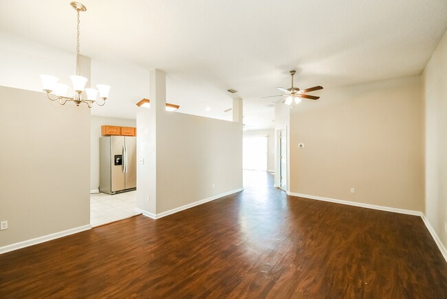 Photo - 12561 Brahma Bull Cir W