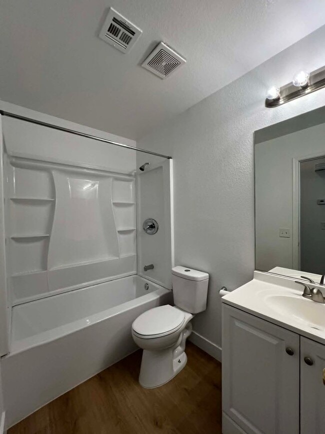 Photo - 7116 Old Village Ave