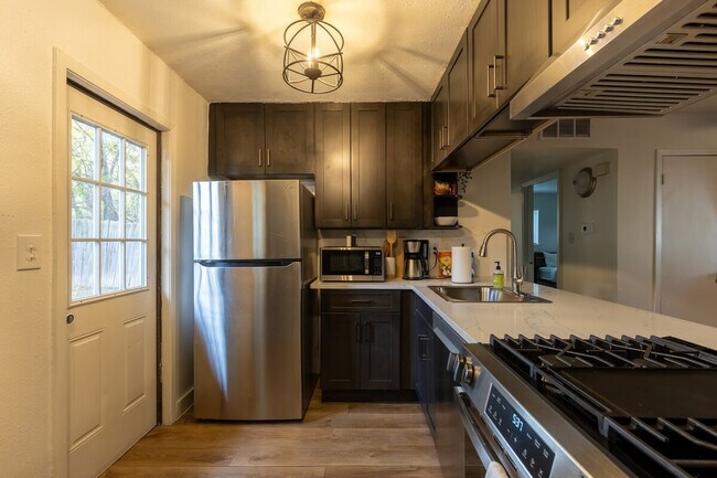Photo - 3210 Northeast Dr Unit SI ID1385482P