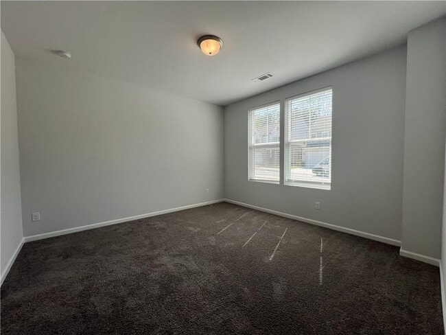 Photo - 2520 Whistler Wy NE