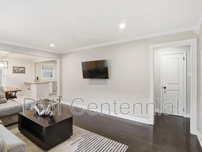 Photo - 1373 Benteen Way SE Unit #A