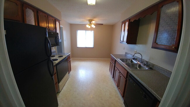 Photo - 8516 W 85th St