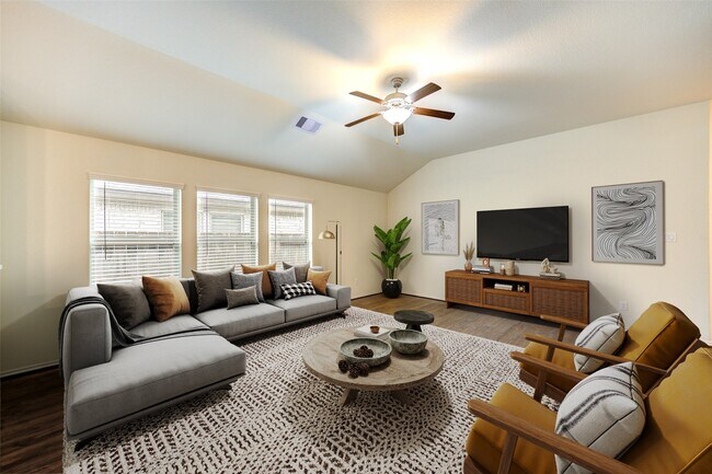 Photo - 18907 Via Flora Dr