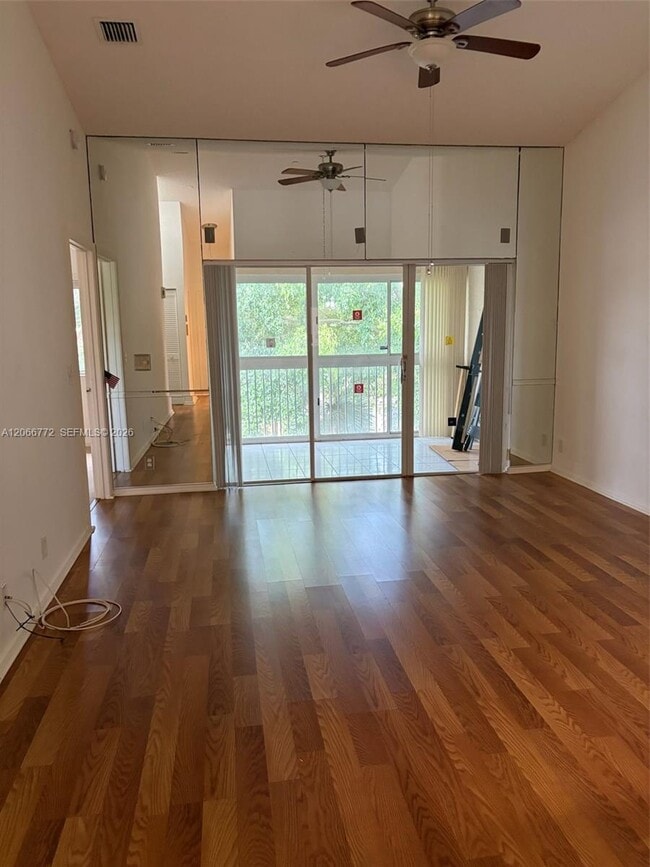 Photo - 5016 Rose Hill Dr Unit 2303