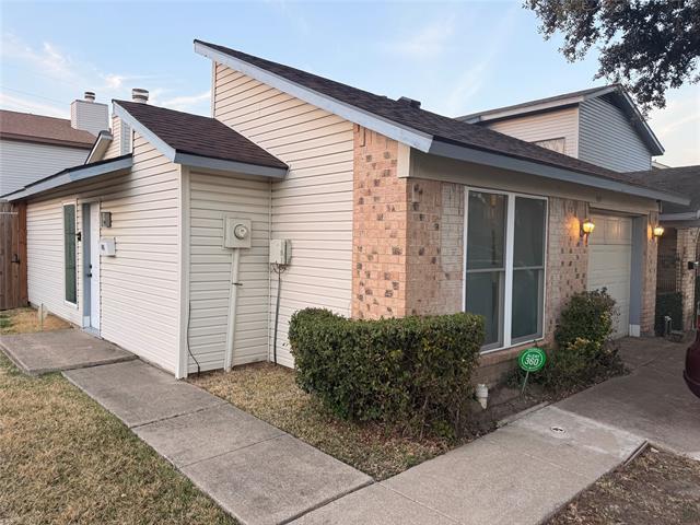 Building Photo - 401 San Maria Dr
