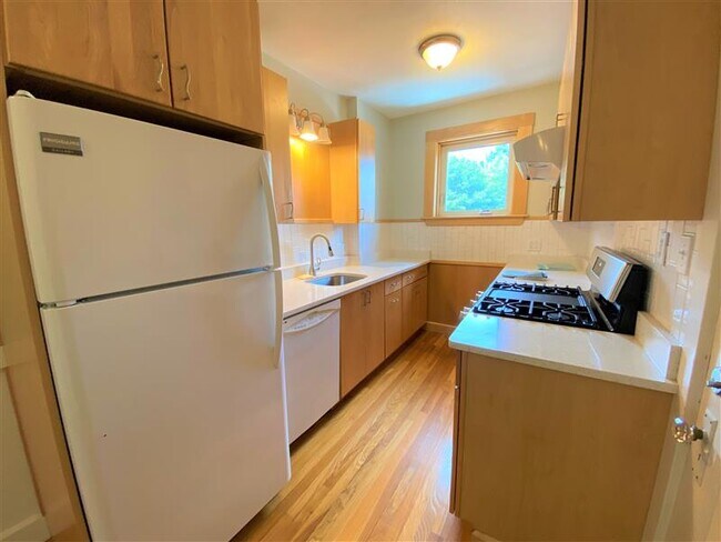 Photo - 520 High St Condo Unit #33B