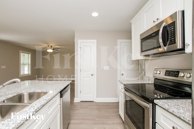 235 Front St