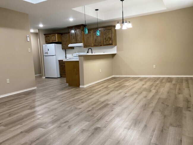 Photo - 2113 W Barcelona Ave