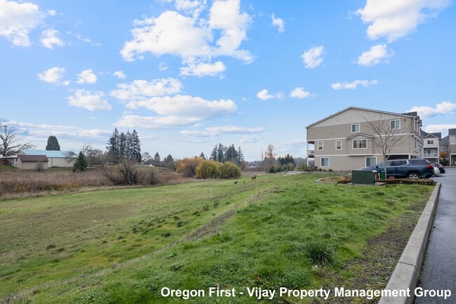 Photo - 15548 NW Linder St