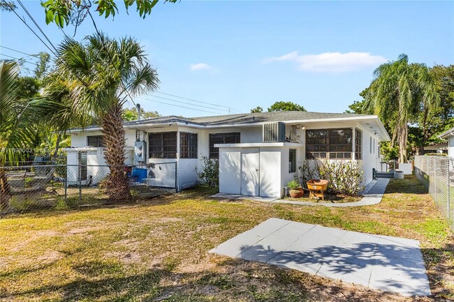 Photo - 500 NE 136th St Unidad 508