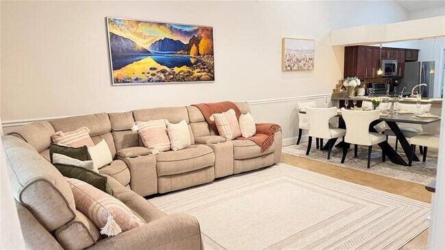 Photo - 4700 SW Archer Rd Unit 26