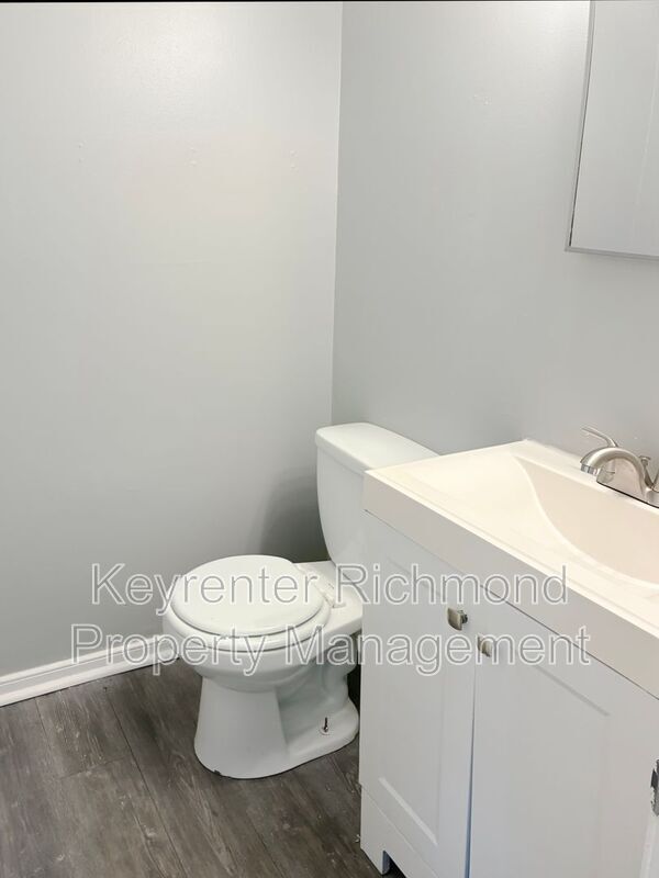 Photo - 811 Winnetka Ave