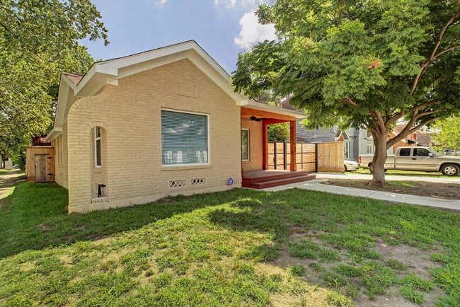 Photo - 2401 Eagle St Casa