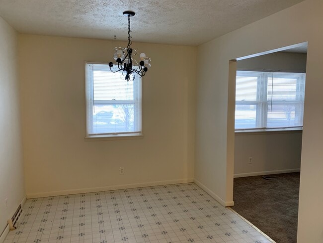 Photo - 201 W Shelbourne Dr Unit 2