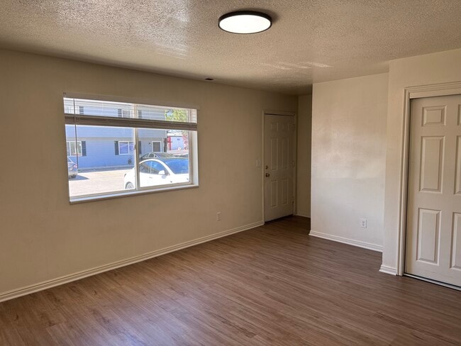 Photo - 1392 N 260 W