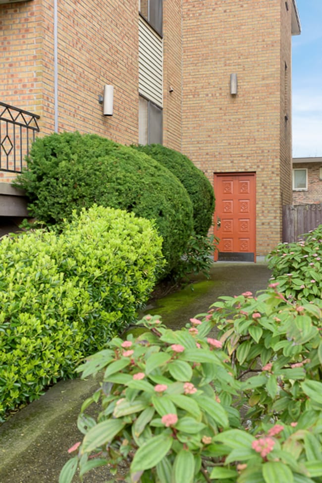Malden House Apartments