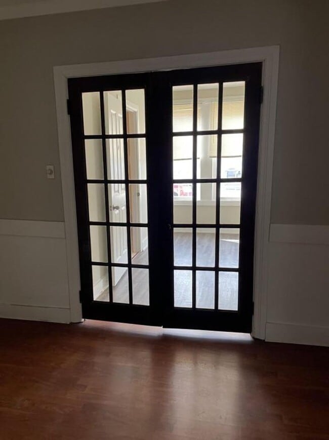 Photo - NOW AVAILABLE! 3 Bed, 2 Bath Victorian Hom...