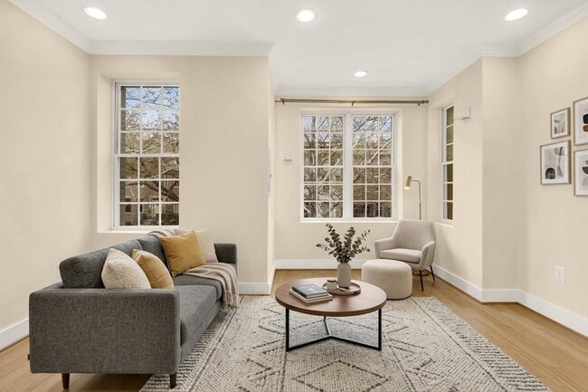 Photo - 1126 Columbia Rd NW