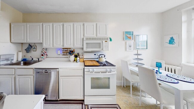 Photo - 15 Governors Ave Unit 17