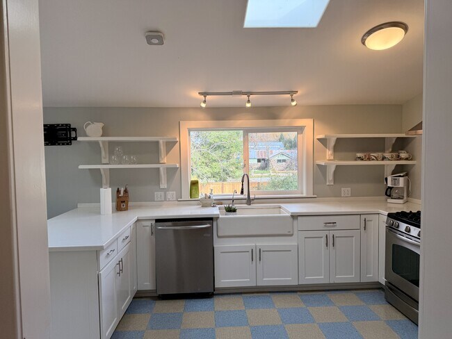 Photo - 2099 Emigrant Creek Rd