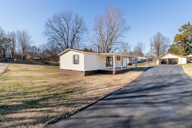 Photo - 413 Mill St