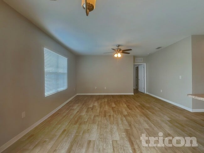 Photo - 2206 Rockmart Loop