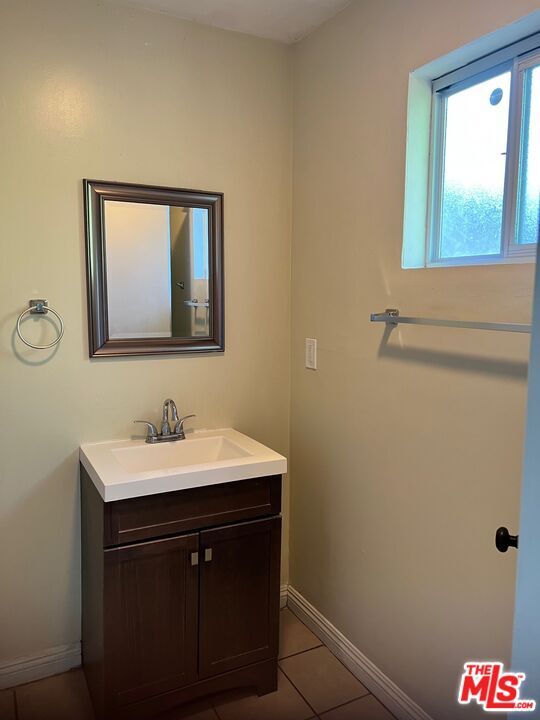 Photo - 2118 N Marengo Ave