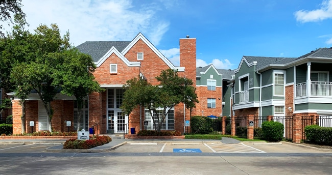 Kensington Square Apartments
