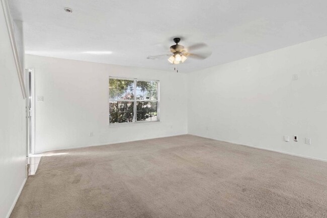 10418 Iris Lake Ct