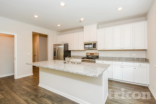 Photo - 148 Chapelcrest Ln