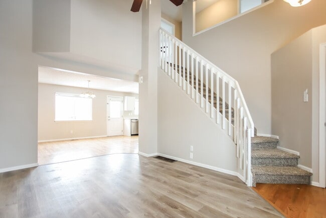 Photo - 13587 Bellaire St