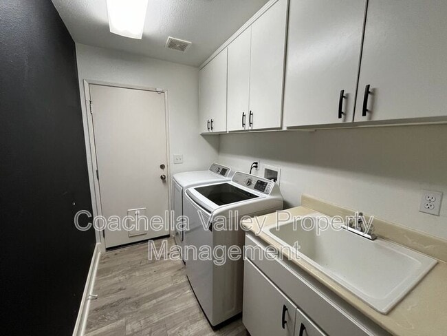 Photo - 79175 Latigo Cir