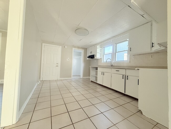Photo - 2616 Porter Rd