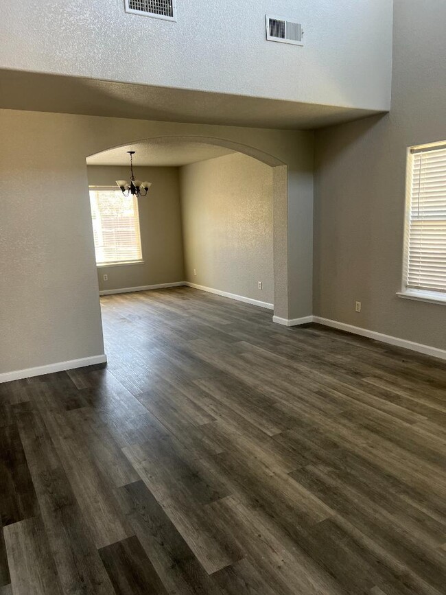 Photo - 6040 Oleander Ln