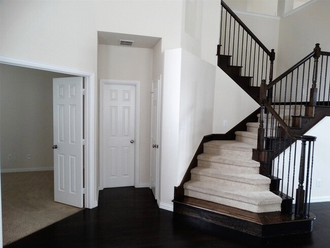 Photo - 11897 Lampwick Ln
